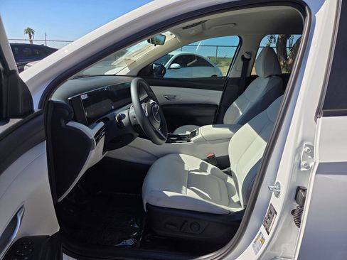New 2026 Hyundai Tucson SEL image 14