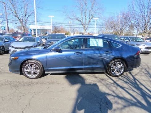 Certified 2024 Honda Accord EX image 3