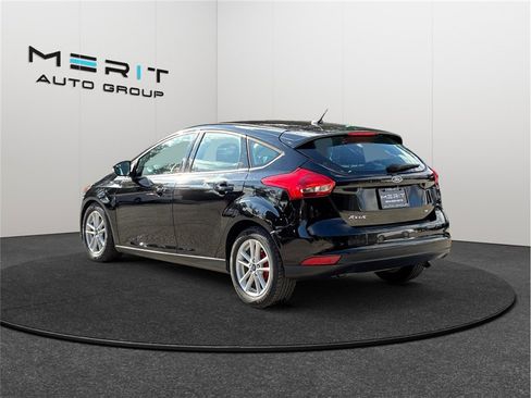 Used 2017 Ford Focus SE image 7