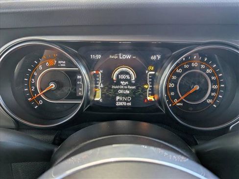 Used 2021 Jeep Wrangler Unlimited Sahara image 13