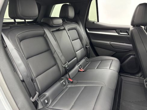 New 2027 GMC Terrain Elevation w/ Elevation Premium Package FWD image 36