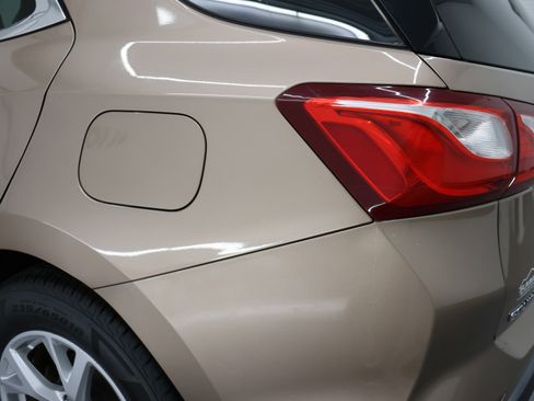 Used 2018 Chevrolet Equinox Premier image 31