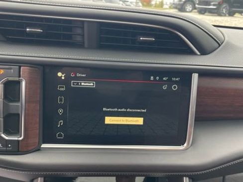 Used 2024 GMC Yukon XL Denali Ultimate image 20