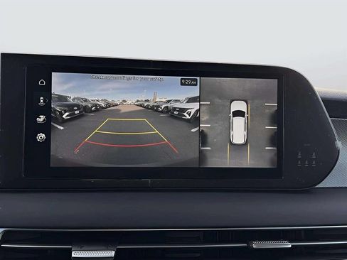 Used 2025 Hyundai Palisade SEL FWD image 18