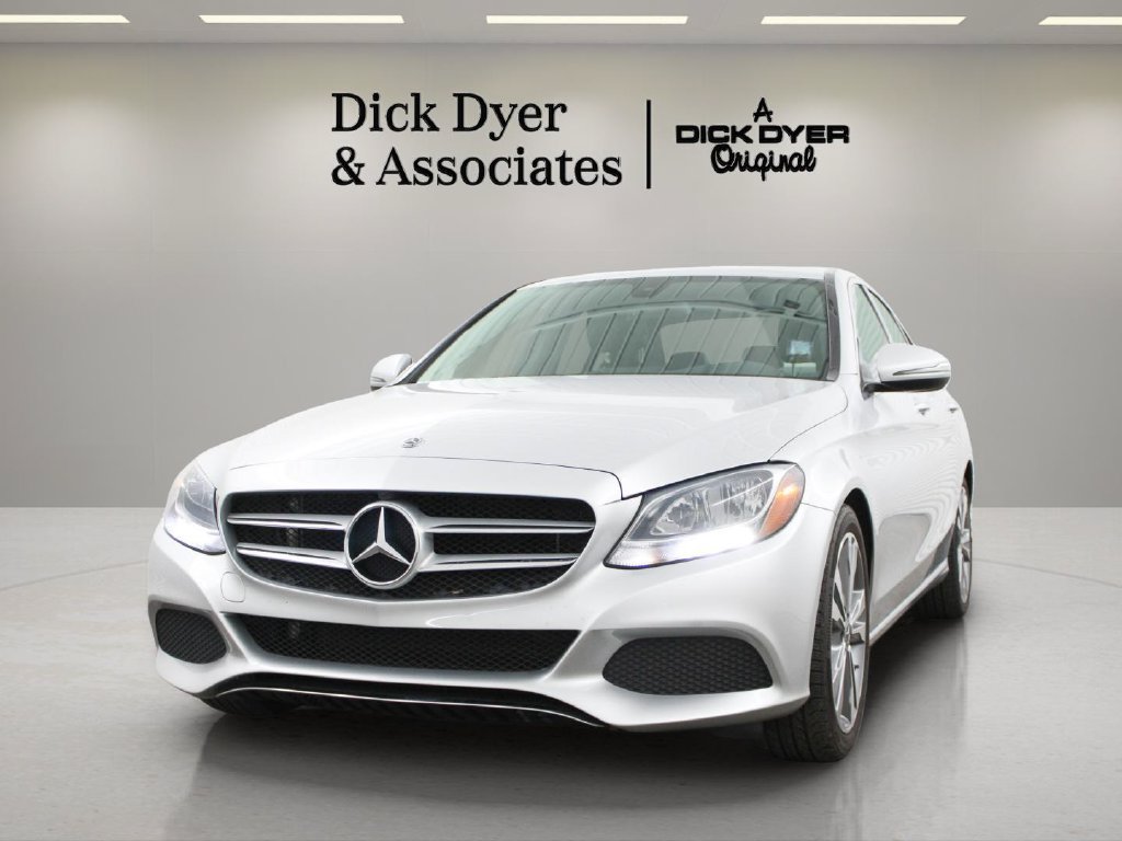 Used 2018 Mercedes-Benz C 300 Sedan image 5