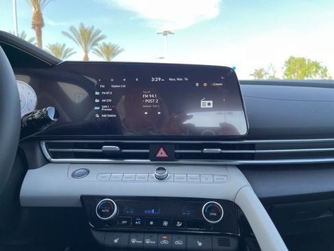 New 2026 Hyundai Elantra Limited image 18