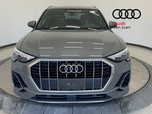Used 2020 Audi Q3 2.0T Premium w/ Convenience Package AWD/4WD image 2