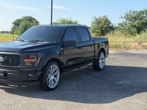 Used 2025 Ford F150 STX w/ Equipment Group 200A RWD image 7
