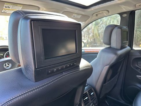 Used 2008 Mercedes-Benz GL 450 4MATIC image 36