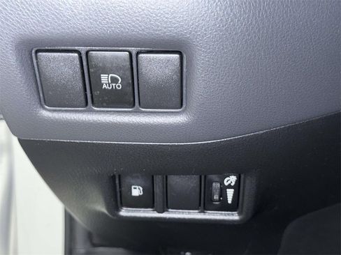 Used 2021 Toyota C-HR Nightshade image 27