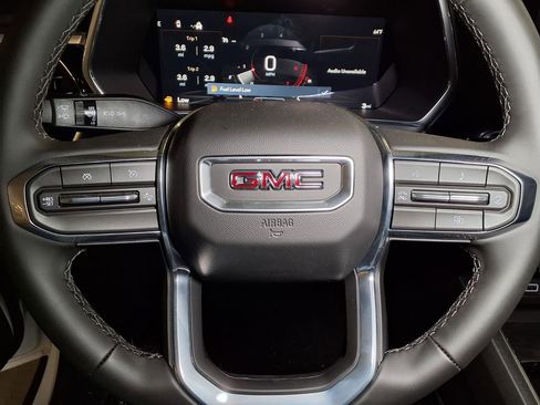New 2026 GMC Canyon Elevation RWD image 19