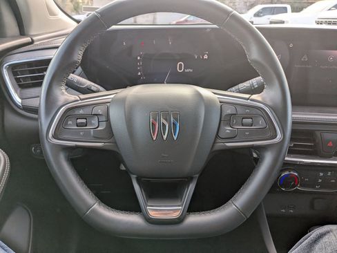 Used 2024 Buick Encore GX Sport Touring image 18
