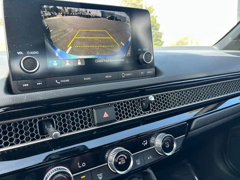 Used 2023 Honda Civic Sport image 18