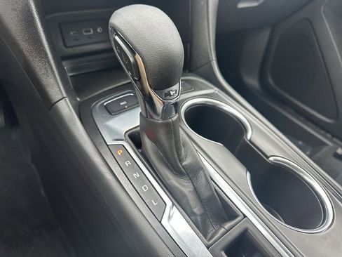 Used 2024 Chevrolet Equinox LT w/ Driver Convenience Package image 16