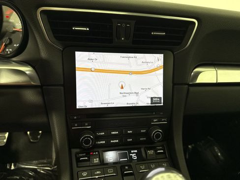 Certified 2017 Porsche 911 Carrera S RWD image 27