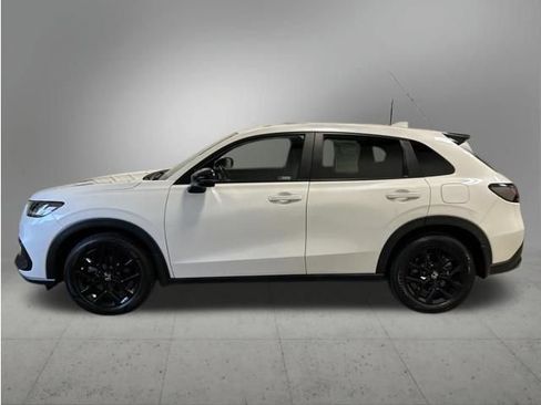 Certified 2023 Honda HR-V Sport image 3