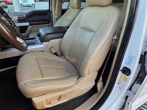 Used 2020 Ford F150 Lariat image 40