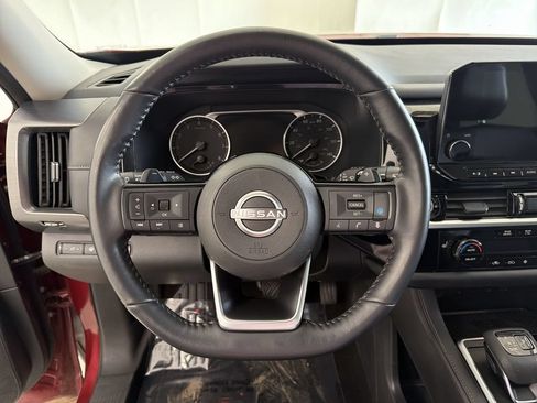 Certified 2024 Nissan Pathfinder SL AWD/4WD image 33