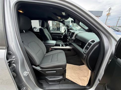 Used 2019 RAM 1500 Big Horn image 23