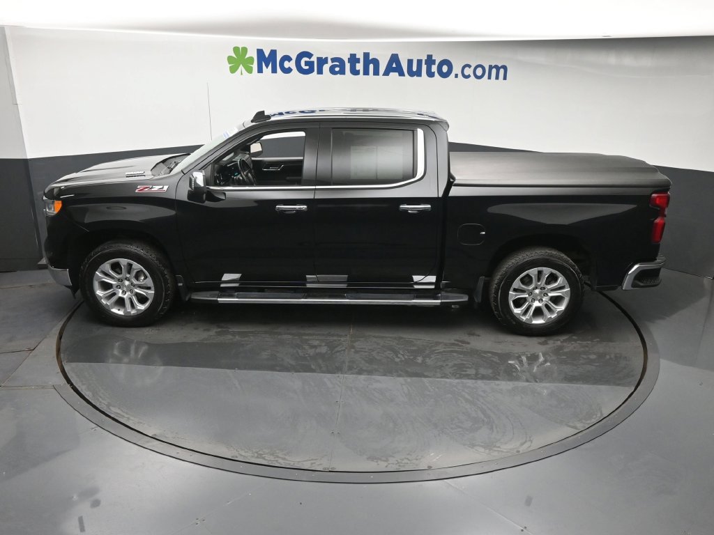 Used 2023 Chevrolet Silverado 1500 LTZ w/ Technology Package AWD/4WD image 22
