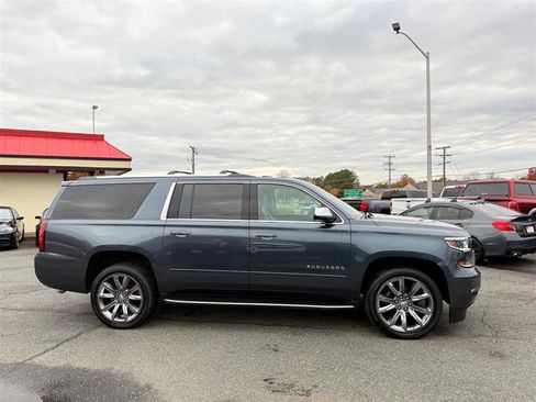 Used 2019 Chevrolet Suburban Premier image 4
