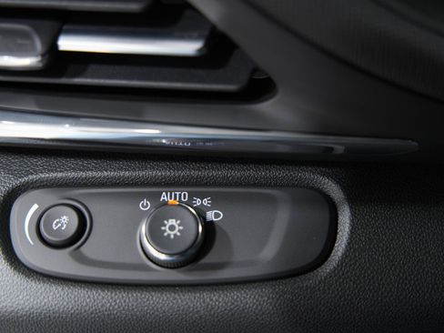 New 2026 Buick Envista Sport Touring w/ Convenience I Package FWD image 27