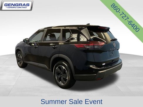 Used 2025 Nissan Rogue SV AWD/4WD image 5