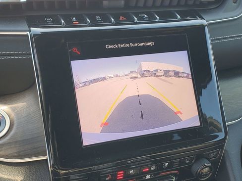 Used 2022 Jeep Grand Cherokee Overland image 21