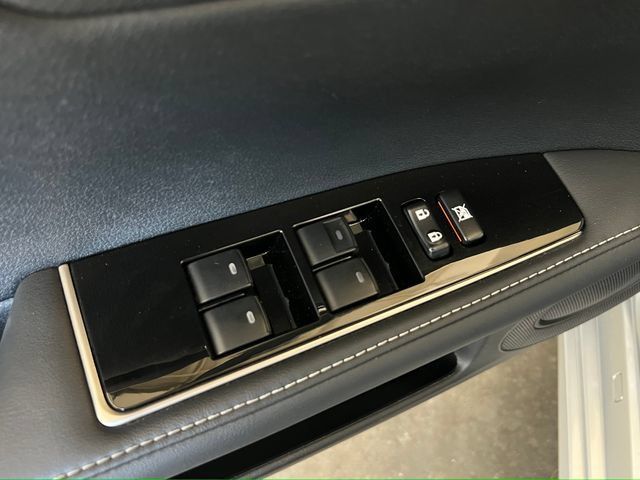 Used 2018 Lexus ES 350 w/ Premier Package FWD image 28