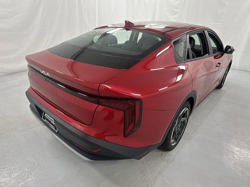 New 2025 Kia K4 EX image 3