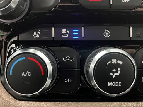 Used 2019 RAM 2500 Laramie AWD/4WD image 6