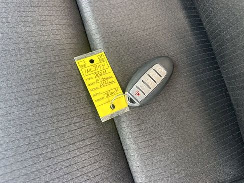 Used 2024 Nissan Altima 2.5 SV image 31