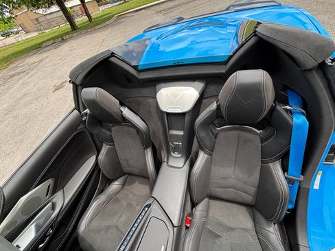 Used 2023 Chevrolet Corvette Z06 RWD image 22