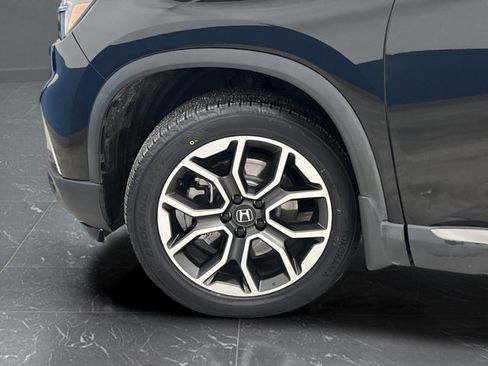 Used 2023 Honda Pilot Touring image 35