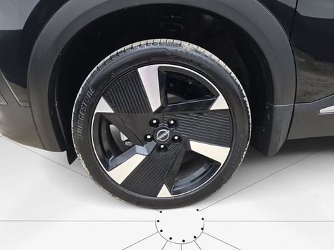 Used 2026 Nissan Kicks SR FWD image 31