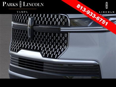 New 2026 Lincoln Navigator L Reserve image 17