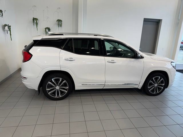 Used 2019 GMC Terrain Denali w/ Advanced Safety Package AWD/4WD image 40