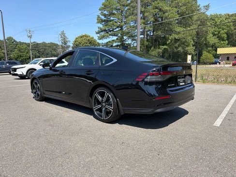 Used 2024 Honda Accord Sport image 7