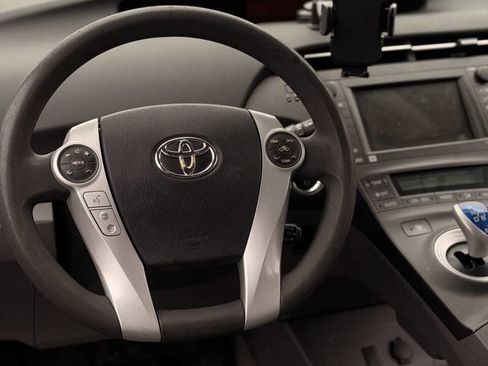 Used 2010 Toyota Prius Two image 10