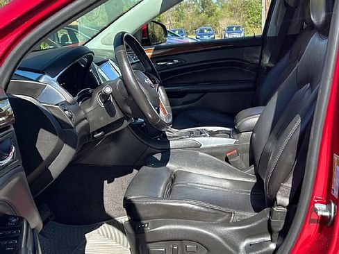 Used 2015 Cadillac SRX Luxury image 11