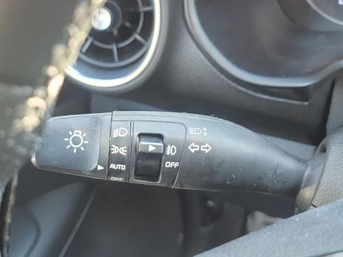 Used 2021 Kia Forte GT-Line w/ GT-Line Premium Package FWD image 19