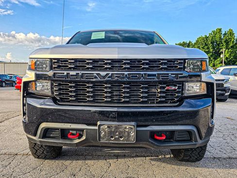 Used 2020 Chevrolet Silverado 1500 Custom Trail Boss w/ Custom Convenience Package AWD/4WD image 2