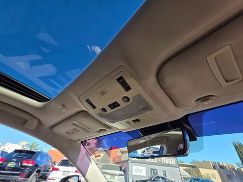 Used 2019 Lexus IS 300 w/ Navigation Package image 12