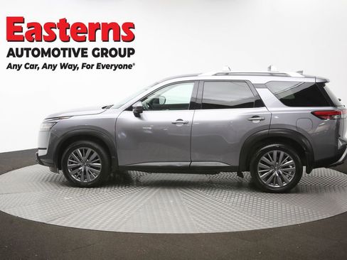 Used 2023 Nissan Pathfinder SL w/ SL Premium Package AWD/4WD image 62