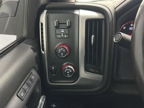 Used 2015 GMC Sierra 1500 SLT w/ SLT Crew Cab Value Package image 14