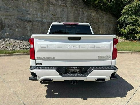 Used 2025 Chevrolet Silverado 1500 High Country w/ High Country Premium Package AWD/4WD image 6