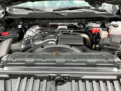 New 2026 Chevrolet Silverado 2500 Custom w/ Custom Value Package AWD/4WD image 10