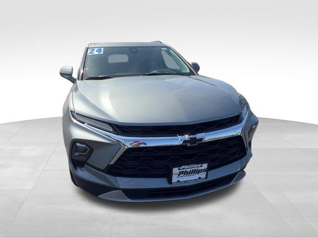 Certified 2024 Chevrolet Blazer LT w/ Convenience Package FWD image 8
