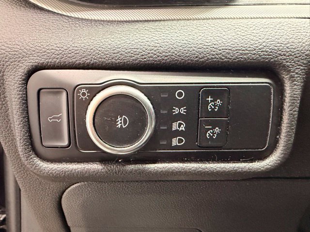Used 2024 Ford Explorer XLT w/ XLT Sport Appearance Package AWD/4WD image 23