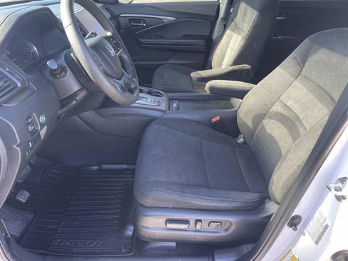 Used 2022 Honda Pilot Sport image 13